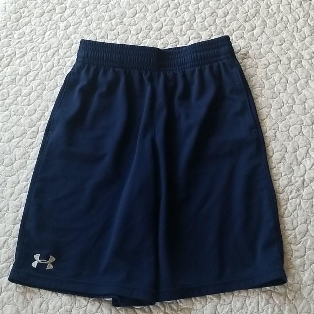 Under Armour Boys Loose-Fit Boys L Shorts
